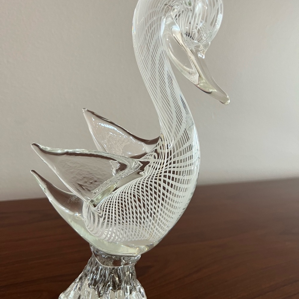 Vintage Murano Glass Hand Blown Glass Swan 11 Inches stunning!! - Picture 5 of 16